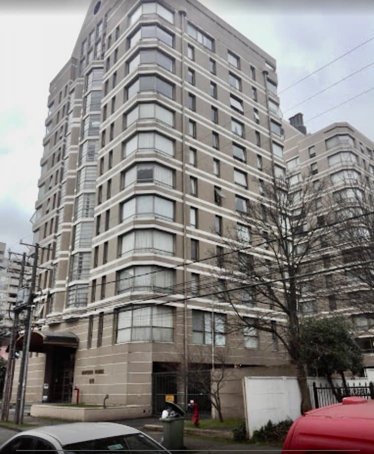 Arriendo amplio Depto Dúplex de 4D, 3B y 2E, en Condominio Edificios Thiers — fotografía 1