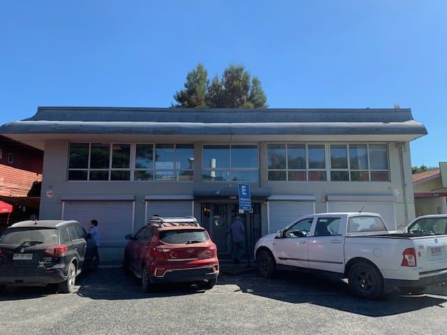 Arriendo Local Comercial de 144 M2, en Centro de Pucón — fotografía 1