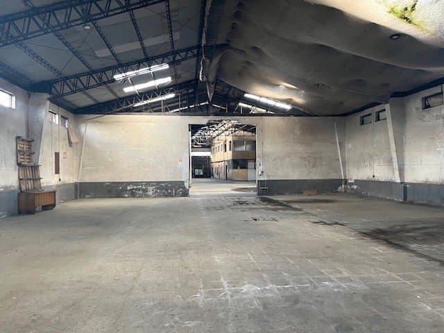 Arriendo Bodega de 1.400 M2 en sector Centro de Temuco — fotografía 1