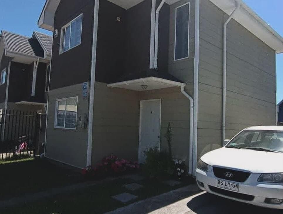 Vende Casa Semi Nueva en Villa Los Nogales, camino a Labranza — fotografía 1