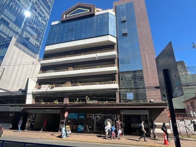 Vende Oficina de 177 m2 con 2 Estac. en Edificio Inversur — fotografía 1