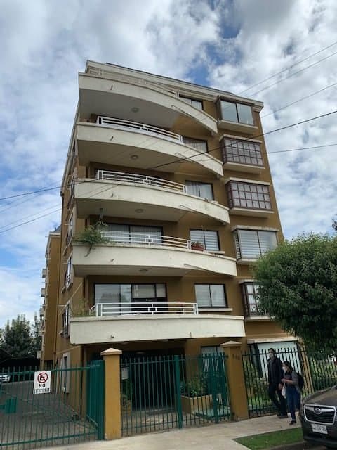 Arriendo Departamento 2D y 2B con Estacionamiento, en calle Thiers (incluye los GGCC) — fotografía 1