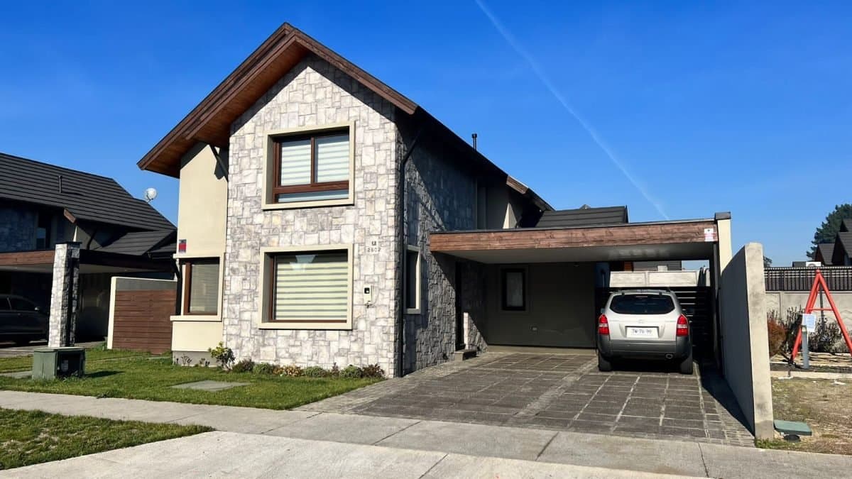Vende Hermosa Casa , en Portal de la Frontera — fotografía 1
