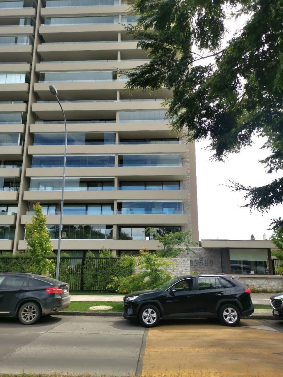 Amplio y hermoso Departamento Nuevo, en Av.Martín Lutero (Portal de la Frontera) — fotografía 1