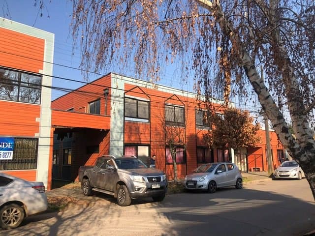 Vende Local ex Sede Educación Superior, en Angol — fotografía 1
