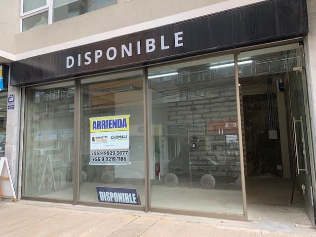 Arrienda Local Comercial de 40 M2 a pasos de Hospital Regional de Temuco — fotografía 1
