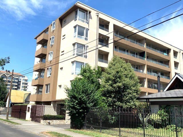 Vende Departamento de 2D y 2B en sector Avenida Alemania — fotografía 1