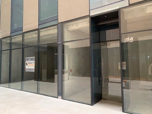 Local Comercial de 73 M3, en Galería Vanguardia en Centro de Temuco — fotografía 1