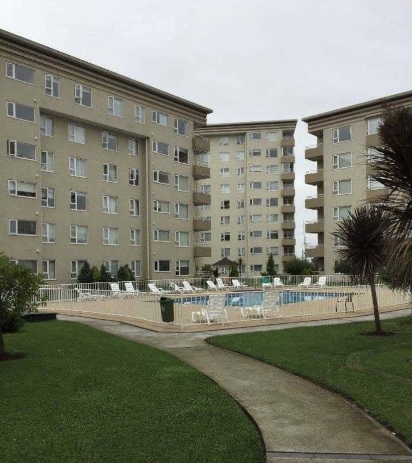 Vende Departamento de 3 Dormitorios en Condominio Valle Del Sol — fotografía 1