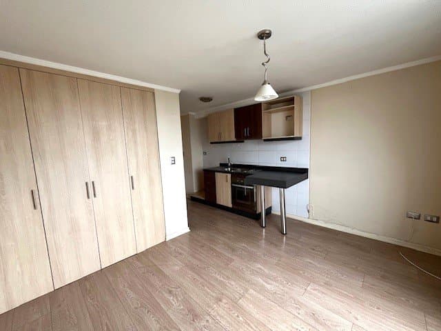 Vende Departamento Estudio , en Edificio Centro Carrera(Rentando) — fotografía 1