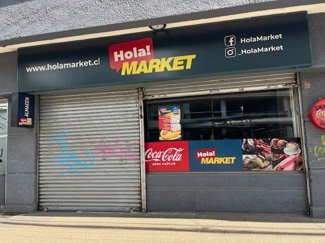 Arriendo Local Comercial en pleno Centro, con Patente de Alcoholes — fotografía 1
