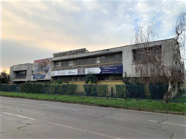 Amplio Local Comercial, a pasos de Av. Caupolicán — fotografía 1
