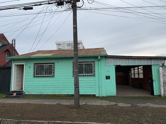 Sitio con Casa entre Av San Martin y O Higgins — fotografía 1
