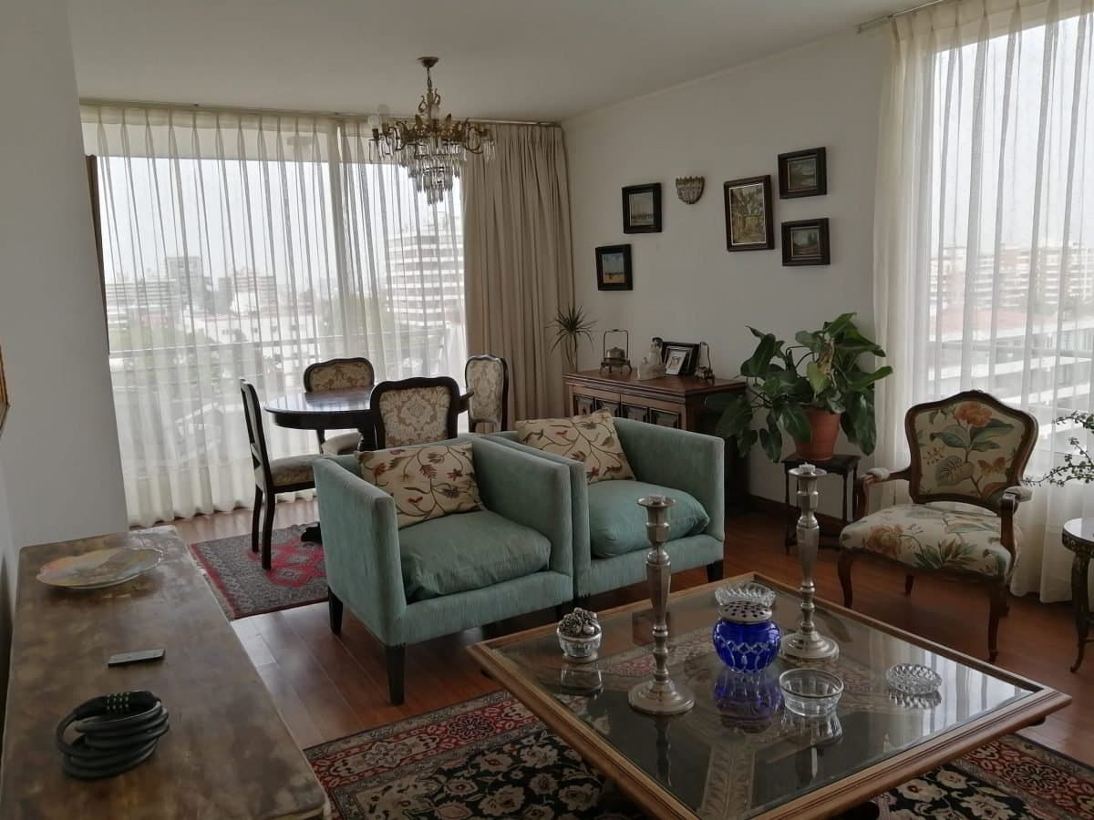 Vende Hermoso Departamento de 4D, 3B y 2 Estac., en Providencia — fotografía 1
