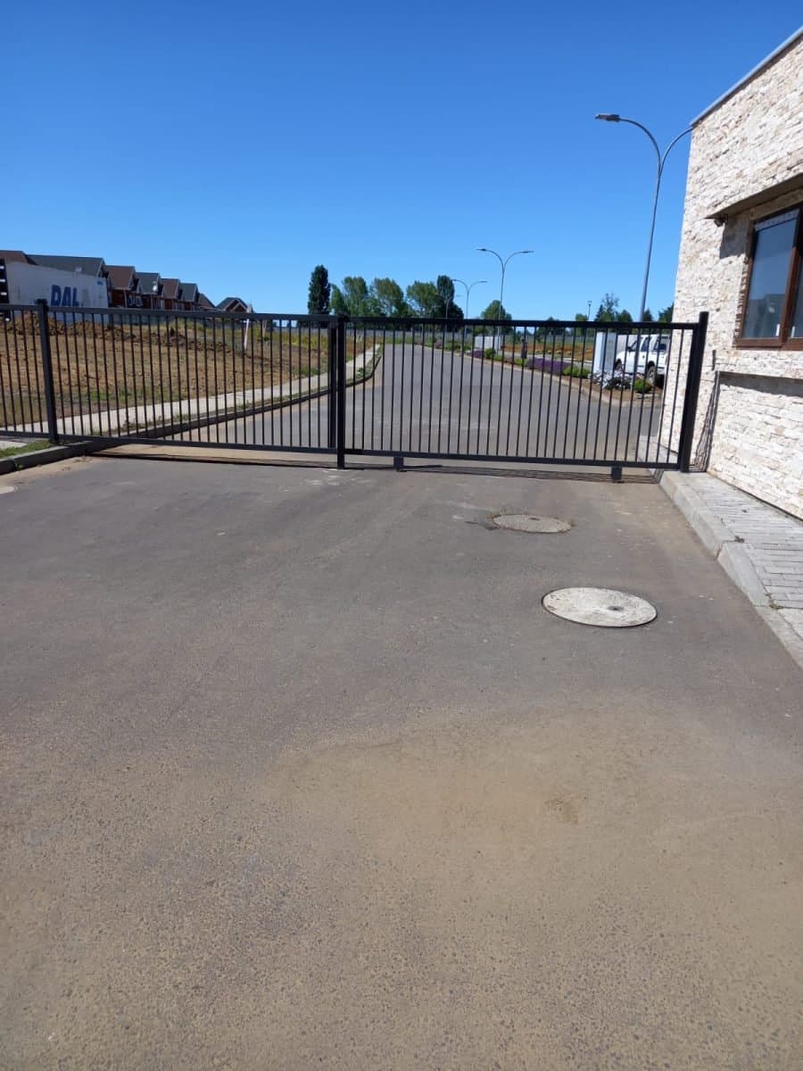 Vende Sitio de 613 M2, en Portal de la Frontera — fotografía 1