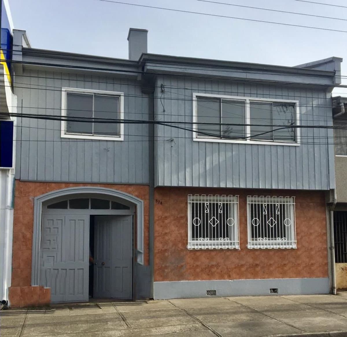 ARRIENDA CASA COMERCIAL , A PASOS DE AV CAUPOLICAN — fotografía 1