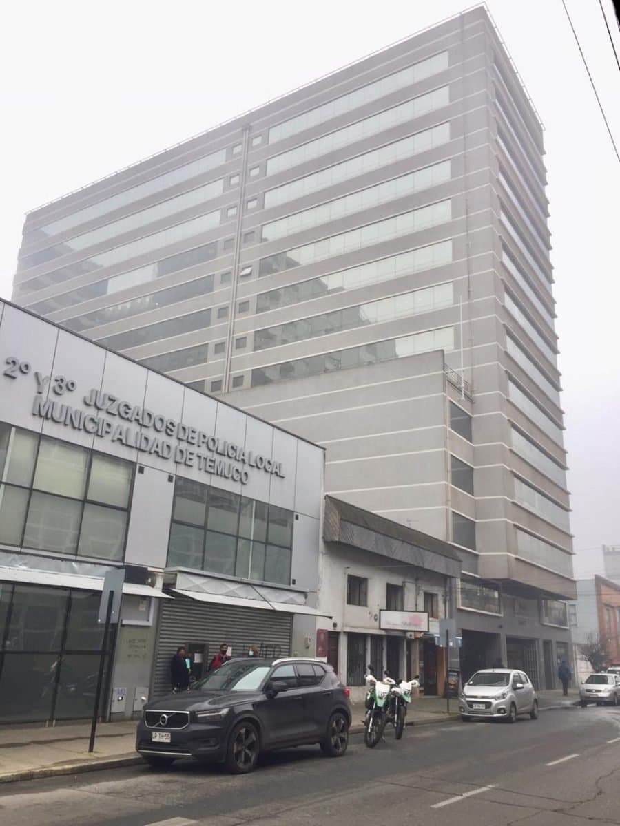 Venta Amplia Oficina Habilitada, en el Centro de Temuco — fotografía 1