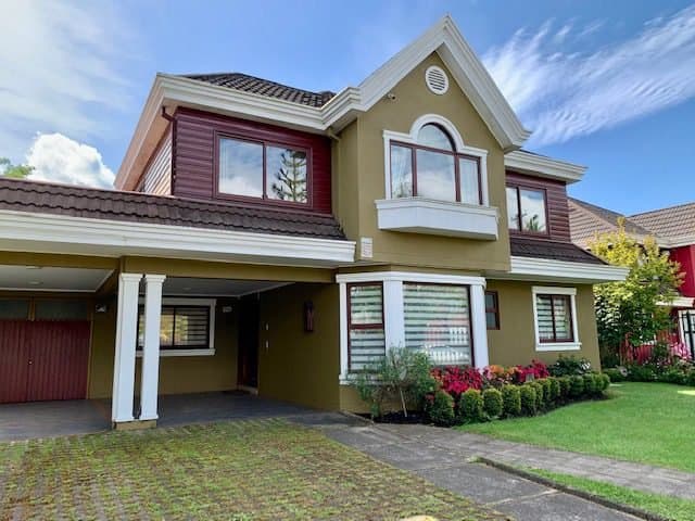 Vende Hermosa Casa Remodelada de 294 M2, en Barrio Inglés — fotografía 1