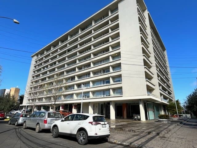 Arrienda Departamento de 1D, 1B, Estac. y Bodega en sector Av.Alemania — fotografía 1