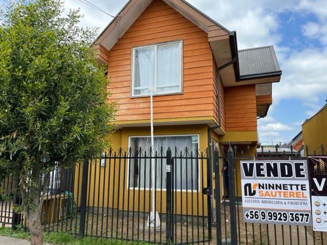 Vende Casa de 3D y 2B, en Condominio en Villa Vista Volcán — fotografía 1